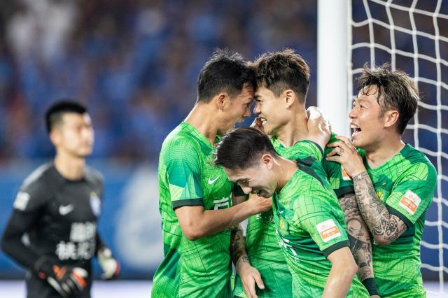 im电竞-【中超】杨立瑜破门埃德米尔森救主 三镇1比1国安