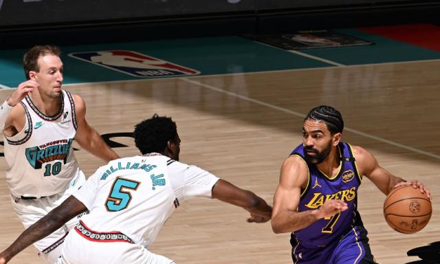 转型变3D战士！湖人又一奇兵崛起：3300万先生逆袭